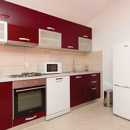 Two-bedroom In Apartment Vela Luka